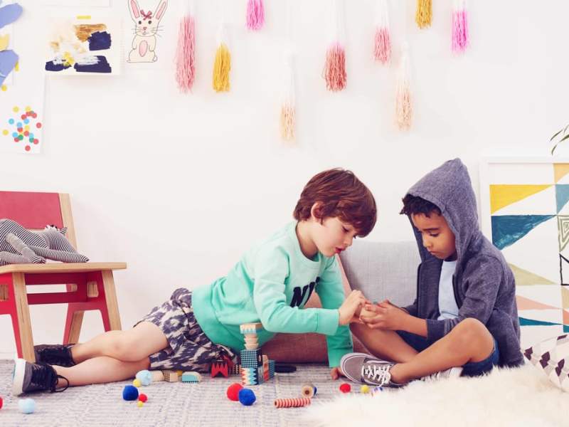 How to Keep Your Kids Entertained Inside (Without Losing It!)